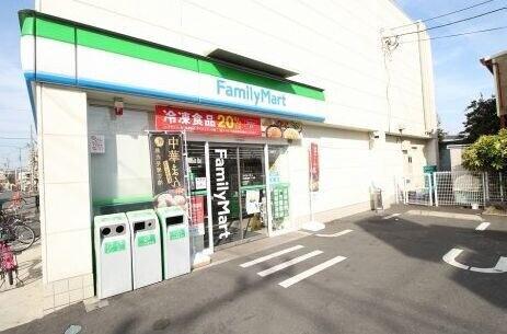 クレベール3階 ファミリーマート大田新蒲田二丁目店