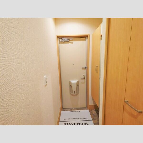 ファヴォーレⅠⅡⅢ　Ⅲ 玄関中