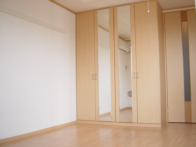 クレール湘南 洋室