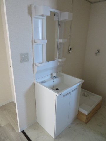 中山マンションＢ棟B301号室 洗面