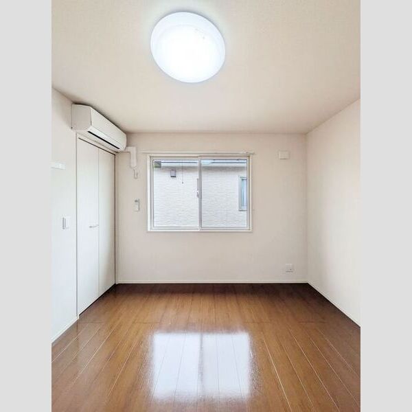 セジュール パルフェ202号室 洋室