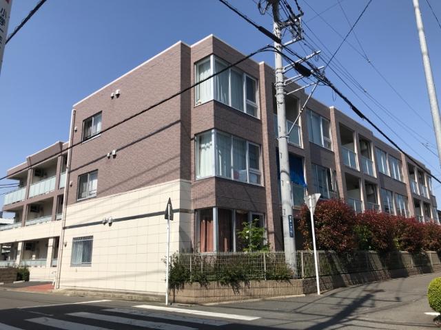 コモド　レジデンス 外観写真（昼）