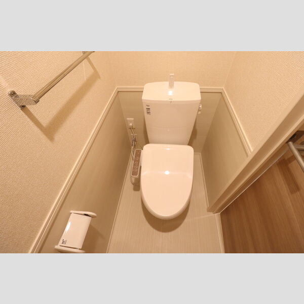 La Pomodoro　A106号室 温水洗浄暖房便座