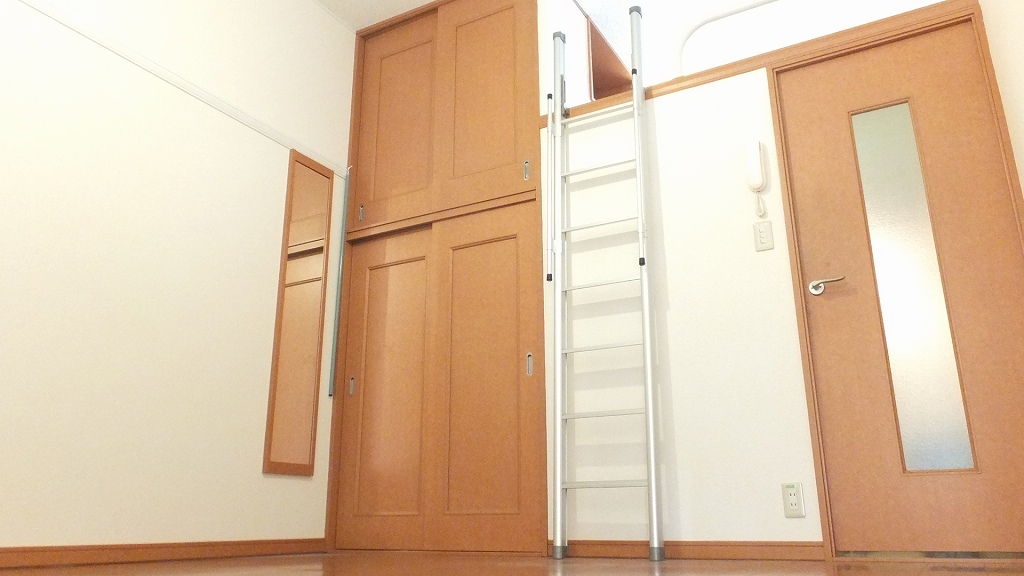 レオパレスブランドミールⅡ102号室 リビング