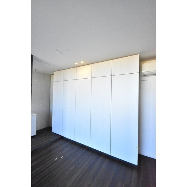 スクエアガーデン池袋 内観