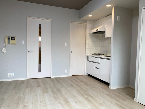 グレイスコート志村三丁目2階 同建物別部屋の参考画像