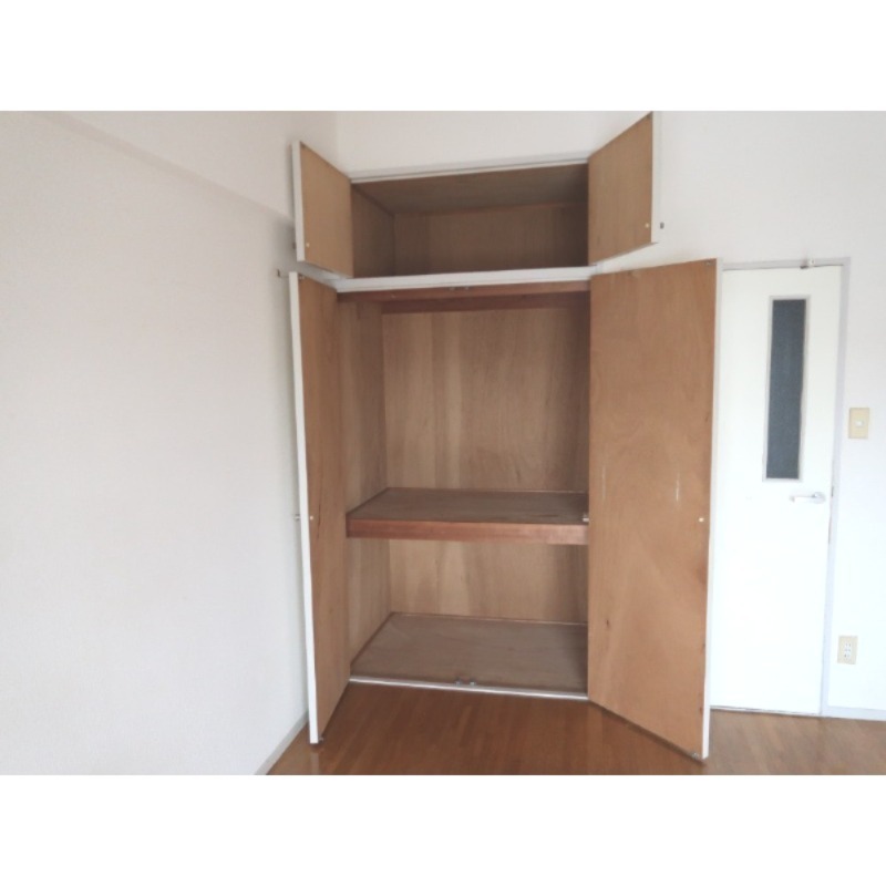 銀東ハイツⅡ4階 収納