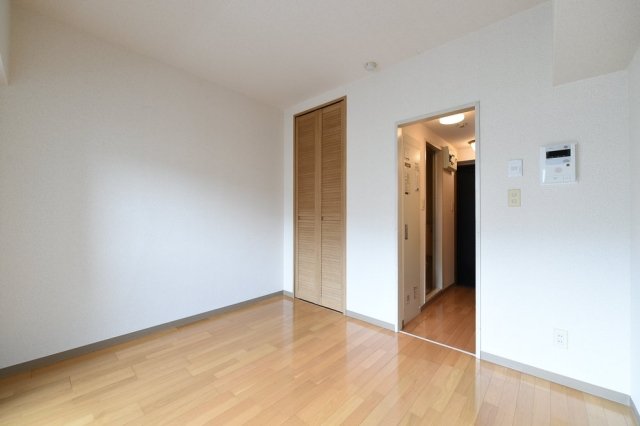 ネオマイム横浜台町10階 同建物別部屋の参考画像