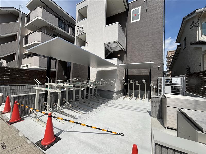 リブリ・SK戸田 駐車場