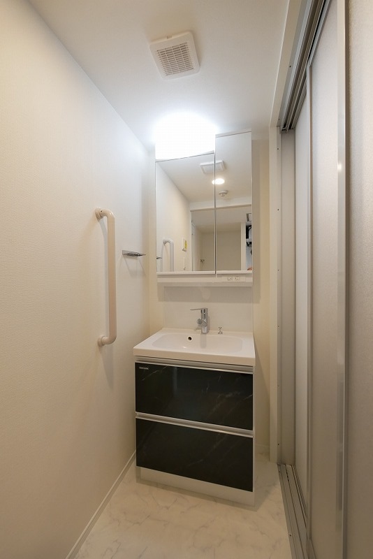 ハーモニーレジデンス中野本町パークサイド1階 同建物別部屋の参考画像