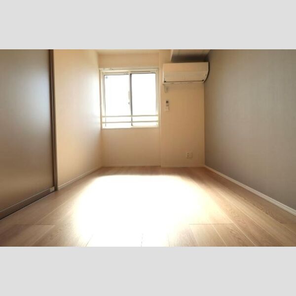 グラナーデ江戸川A302号室 洋室5帖