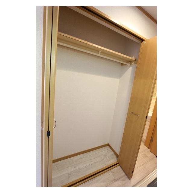 エアル湘南206号室 クローゼット