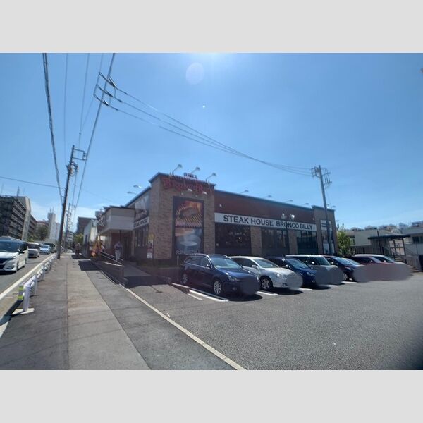 ソレイユ梶山203号室 ブロンコビリー　横浜鶴見店