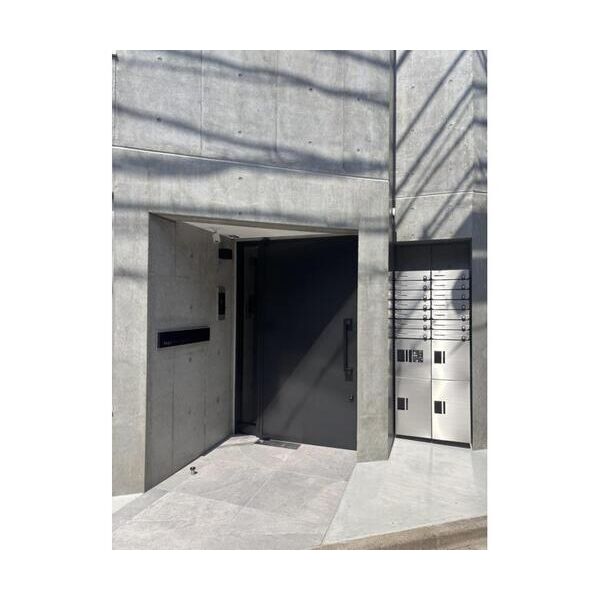 レジス光が丘 エントランス