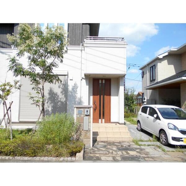 川崎市麻生区はるひ野1丁目貸家 エントランス