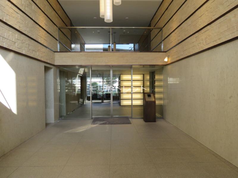 カスタリア参宮橋2階 エントランス