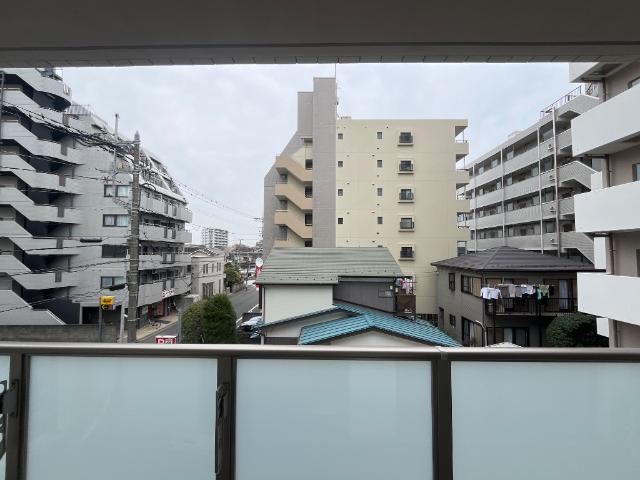 ディアパレス宮の前303号室 眺望