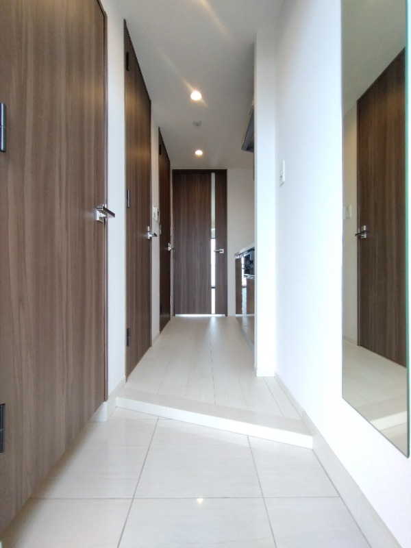 クレイシア板橋本町10階 玄関