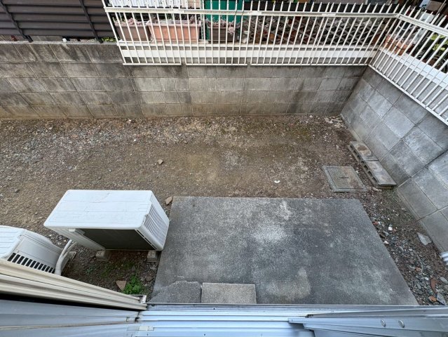 サンフォーブル湘南102号室 バルコニー