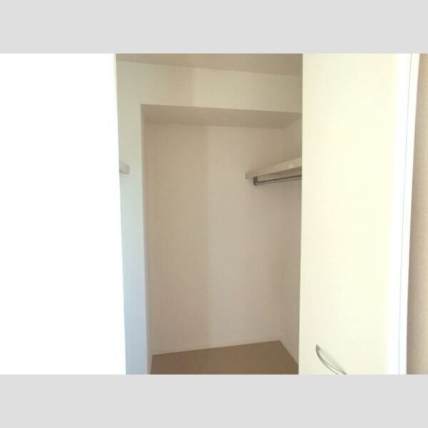 オルテンシア　Ⅱ ウォークインクローゼット