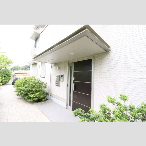 クロシェット　B エントランス