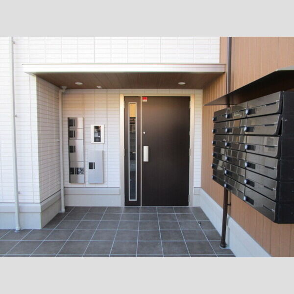 ソラーレ オートロック付エントランス