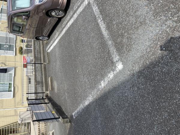 ハイツ鎌倉Ａ1階 駐車場