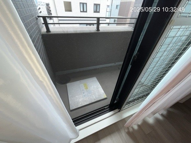 リビオレゾン千代田岩本町ルジェンテ バルコニー