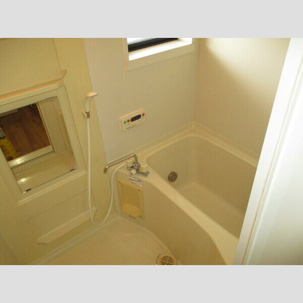 ティグリス102号室 バス