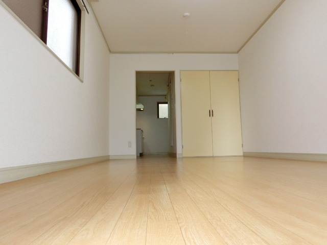 サンシティ１0306号室 居室2