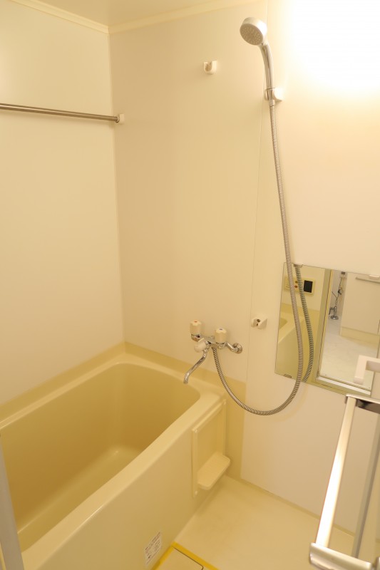 マーレ横浜白金7階 お風呂