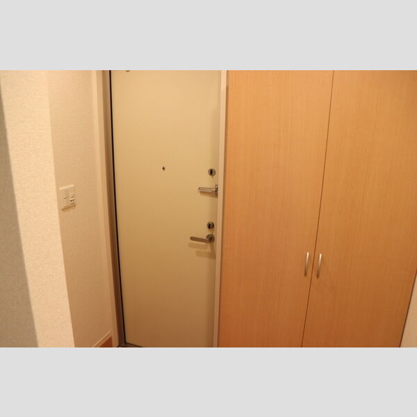 Lien102号室 玄関