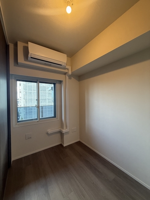 プレディアコート三軒茶屋503号室 洋室3.2帖　2025年10月撮影