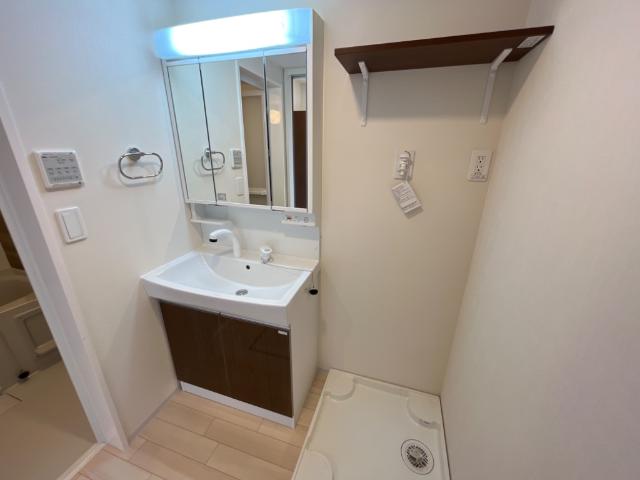 エルフォルク103号室 洗髪洗面化粧台