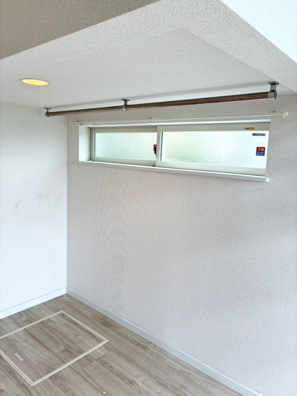 長浜アパート1階 収納スペース