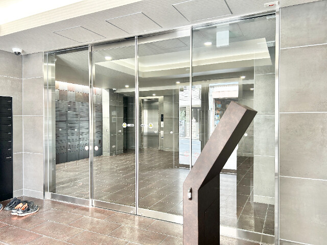 プレール・ドゥーク菊川4階 エントランス