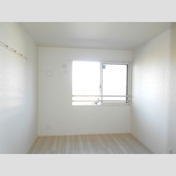 プレミアムリコス　弐号館202号室 洋室