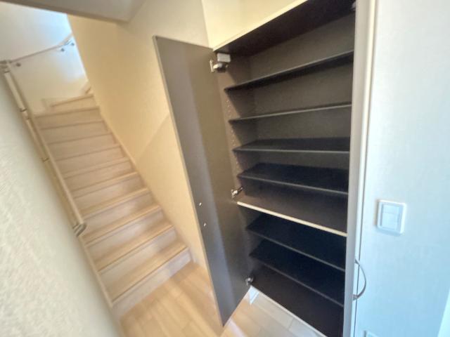 エスペランサ206号室 下駄箱