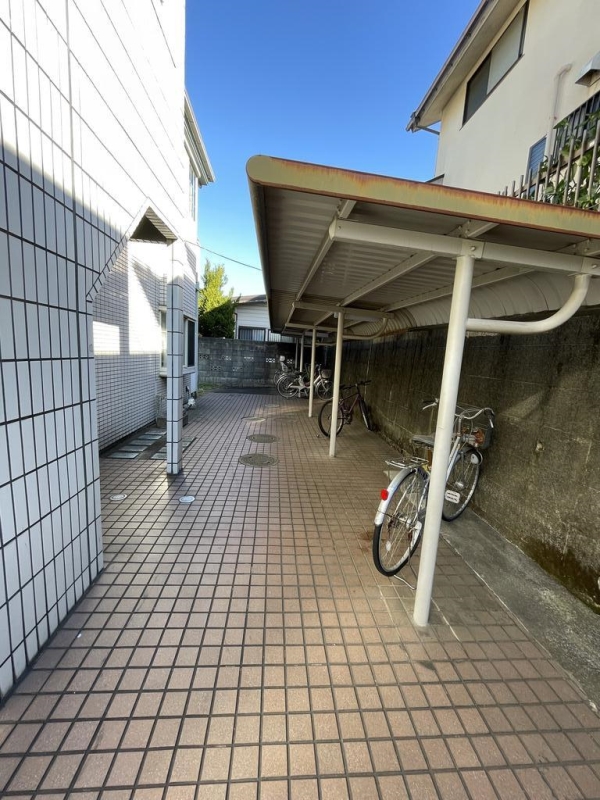 ベルエアー高幡不動2階 駐輪場付き♪
