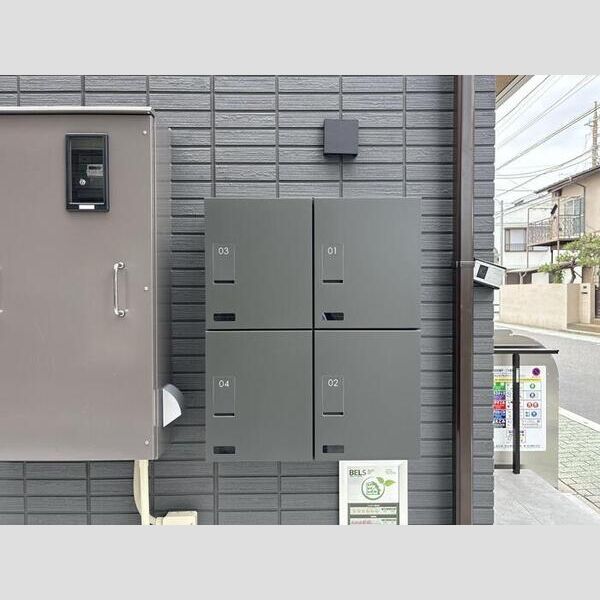セレスティア竹の塚 宅配ボックス