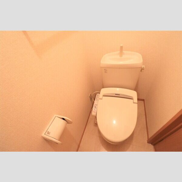 プランドール101号室 温水洗浄暖房便座