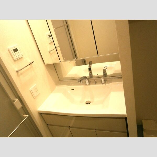 プレミスト金町 洗髪洗面化粧台