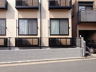 レオパレスウェルストンⅡ103号室 ゴミ置き場