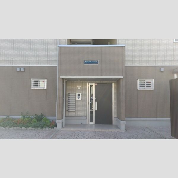 ロイジェントパークス レイクタウン Ⅲ　C エントランス