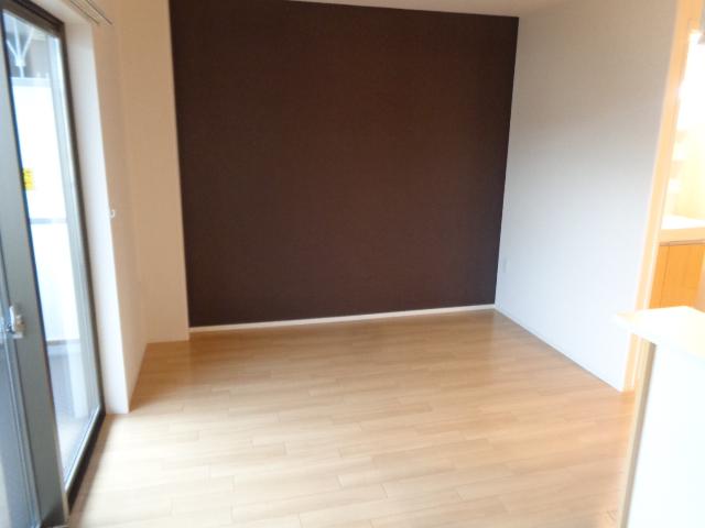 イーストーン リビング