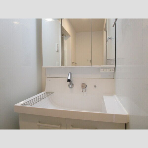 エクレール　Ⅱ 洗髪洗面化粧台