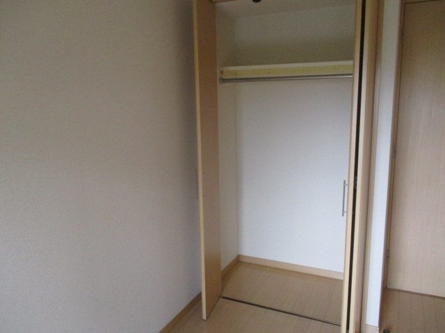 レ・ベント高円寺2階 クローゼット