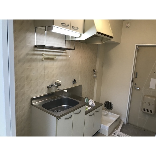 リエス伊勢原302号室 キッチン