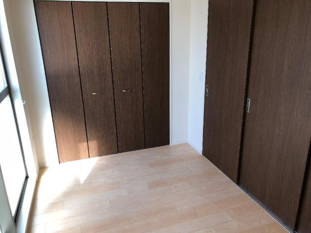 Raffine Port202号室 洋室