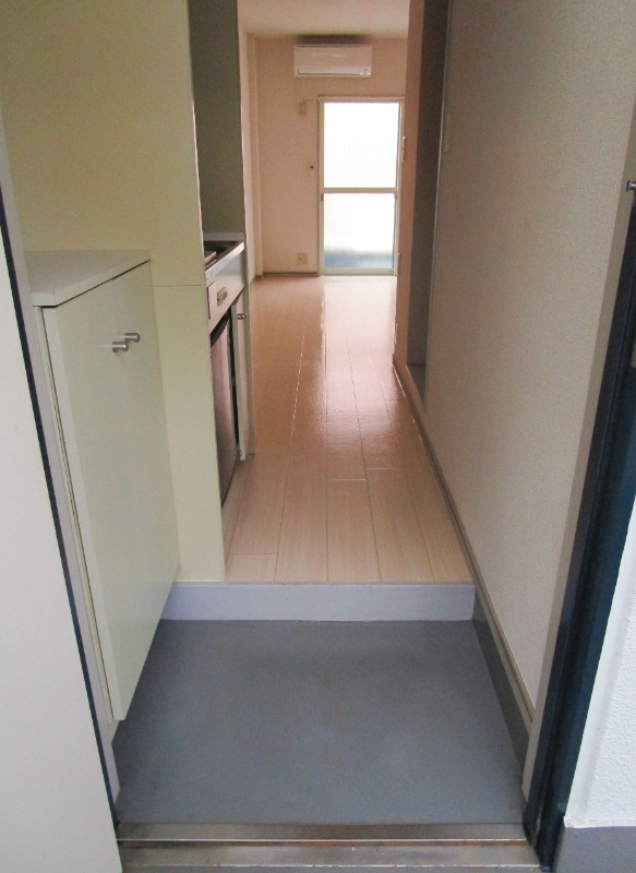 イルヴィアーレ西高島平オーヴェスト 玄関